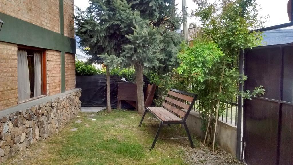 Departamentos Lugar De Descanso El Bolsón Eksteriør billede